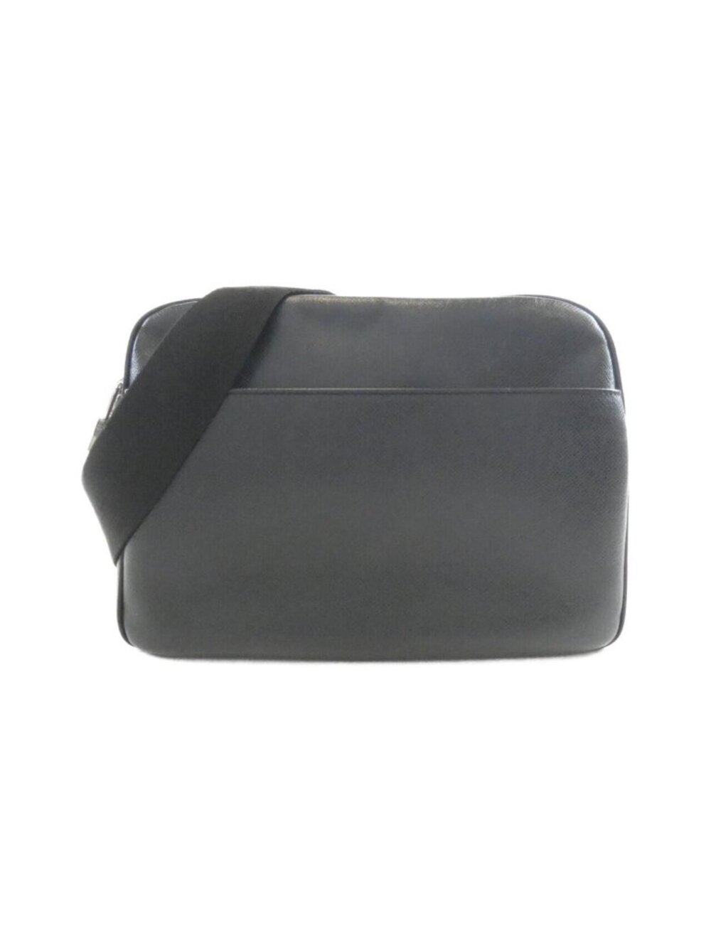 Louis Vuitton Taiga Reporter Shoulder Bag
